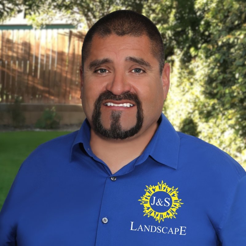 Headshot of Joe Tovias